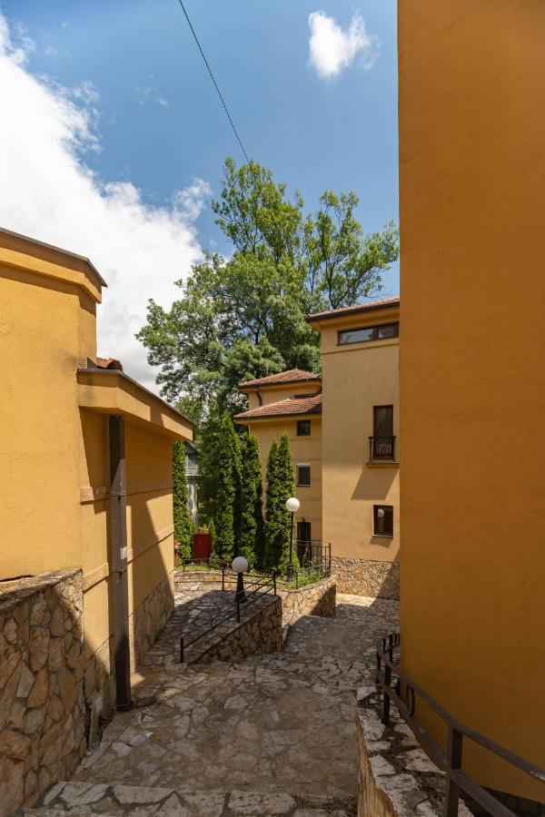 Apartman Modena Lux Vrnjačka Banja Esterno foto