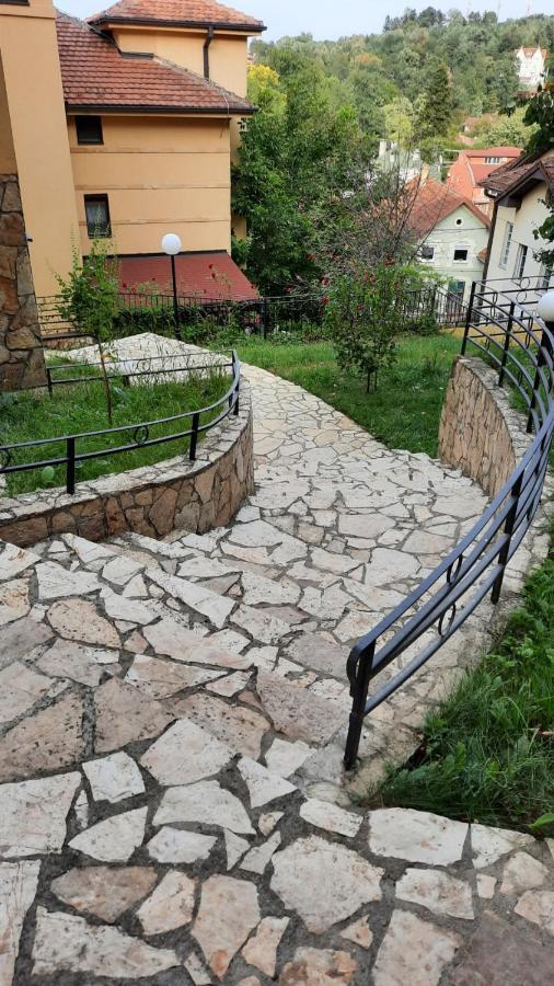 Apartman Modena Lux Vrnjačka Banja Esterno foto